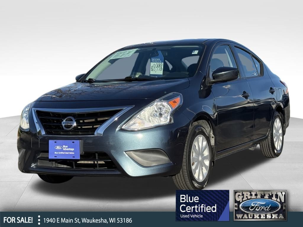 Nissan Versa