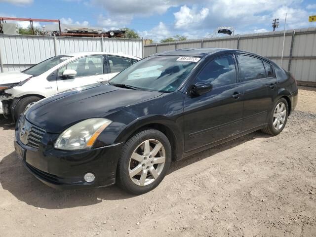 Nissan Maxima