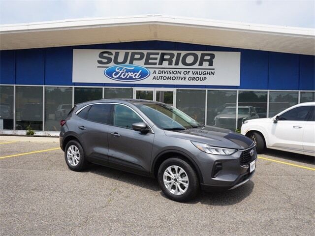 2024 FORD Escape