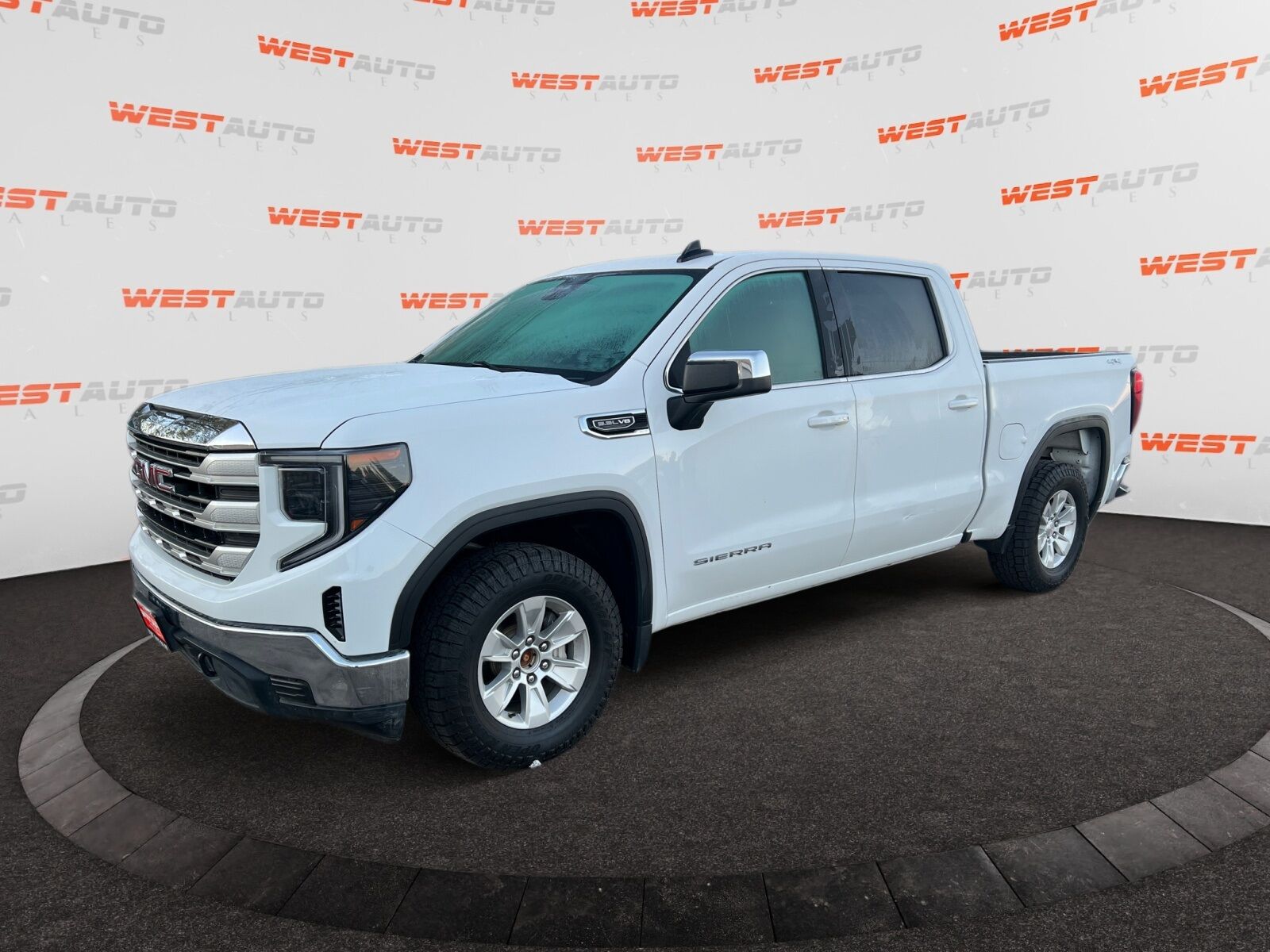 2023 GMC Sierra