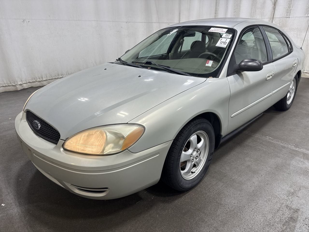 Ford Taurus