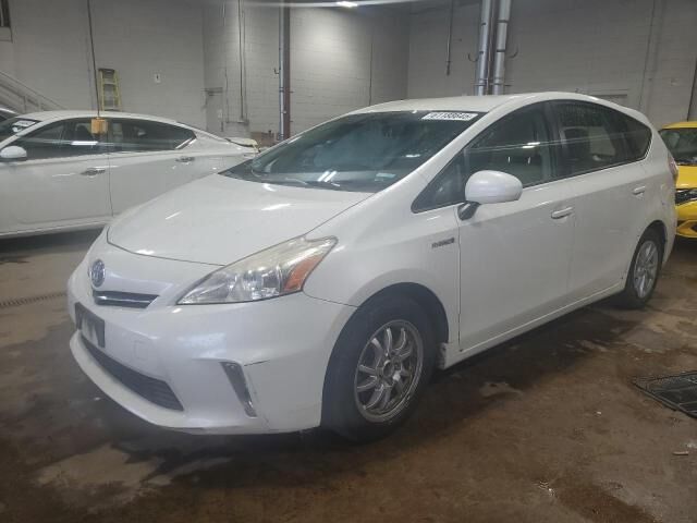 Toyota Prius V