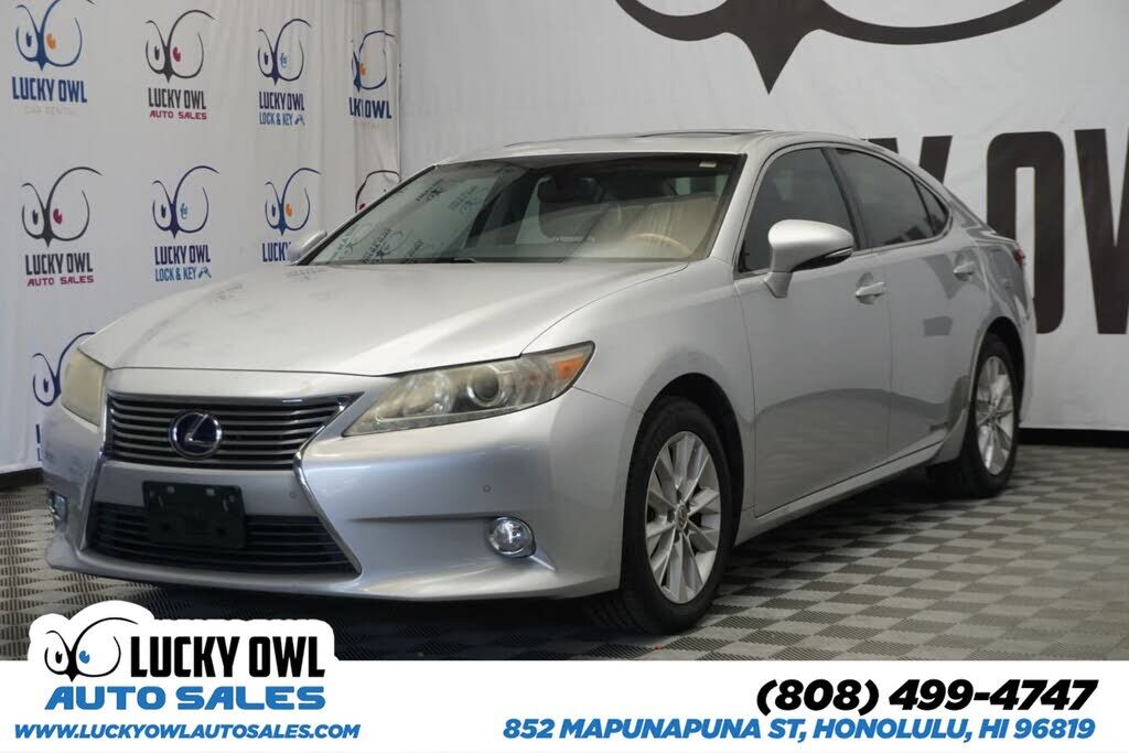 Lexus ES