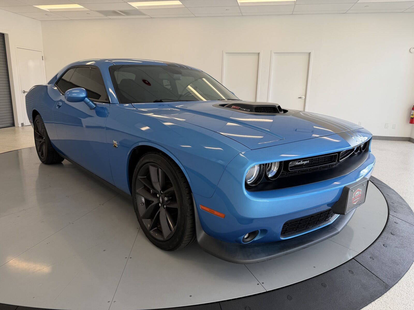 2019 DODGE Challenger