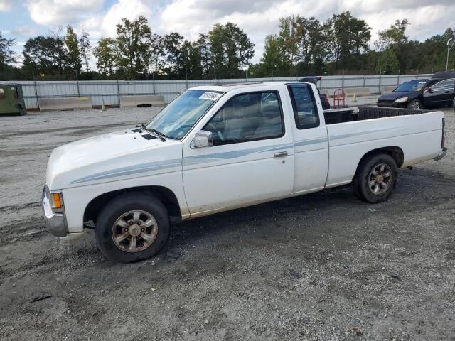 Nissan Pickup