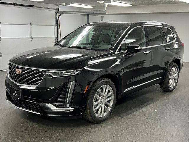 2025 CADILLAC XT6
