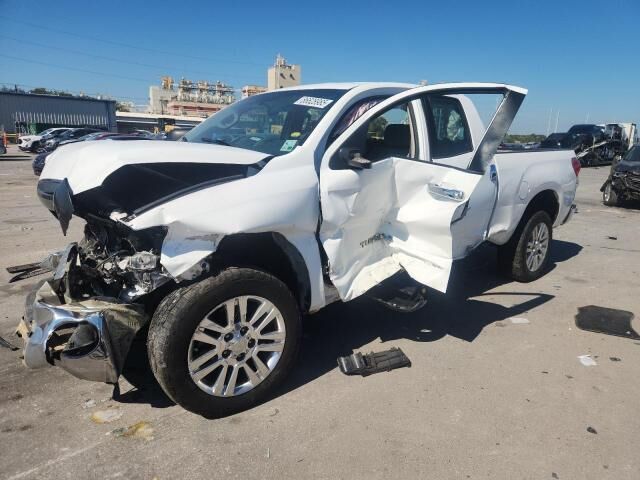 Toyota Tundra