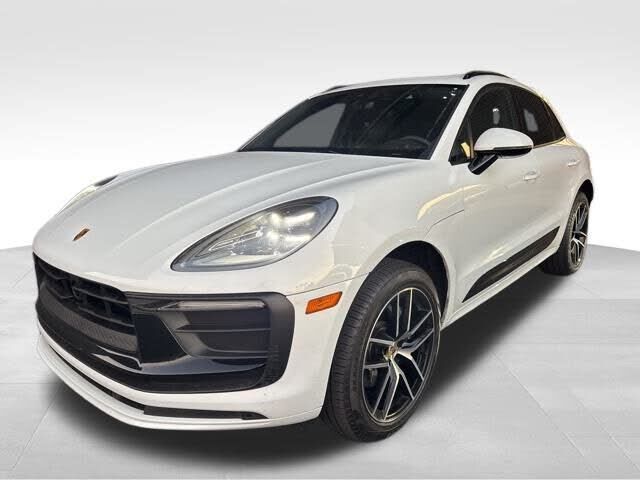2025 PORSCHE Macan