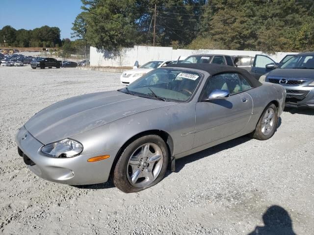 Jaguar XK8