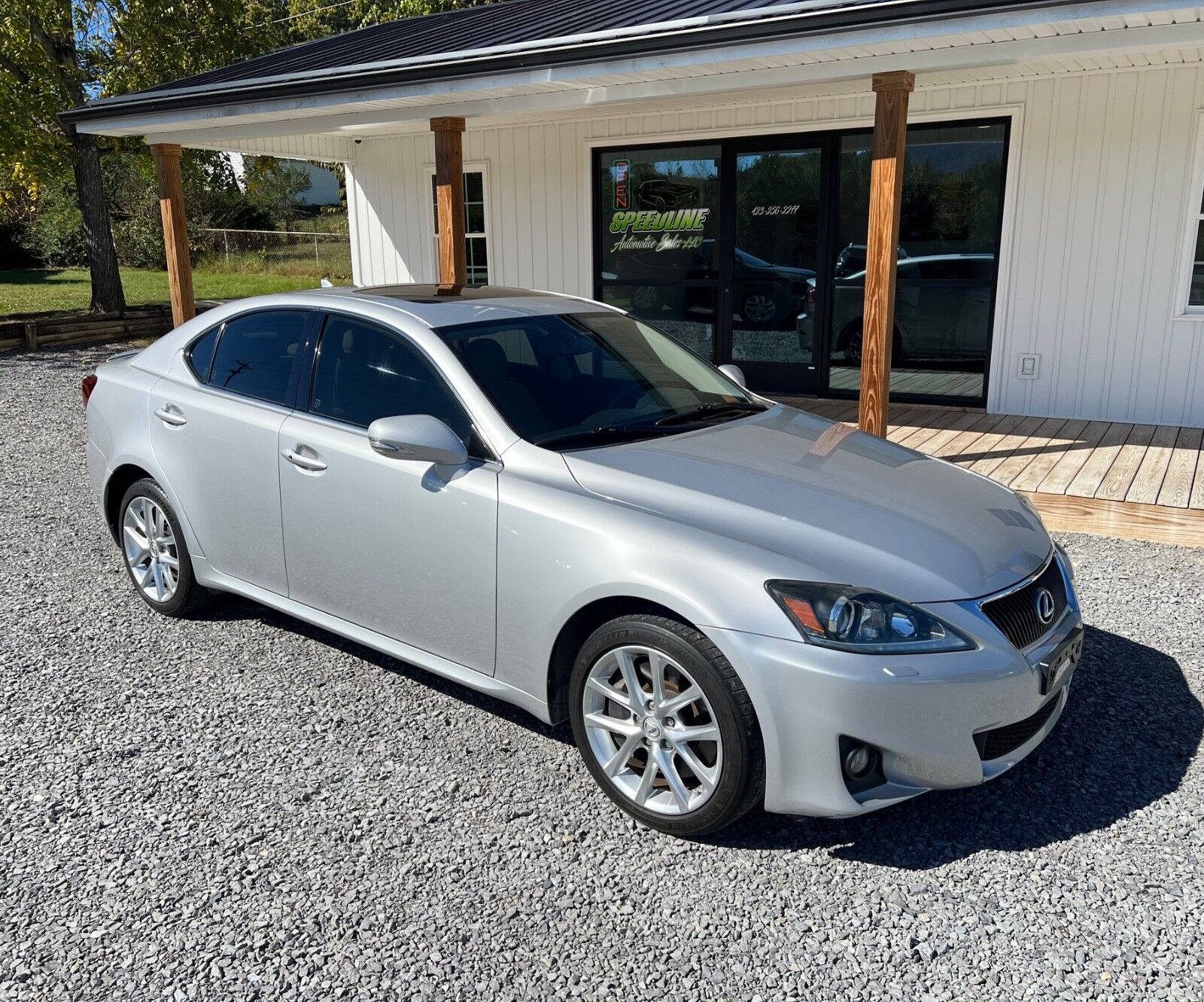 Lexus IS