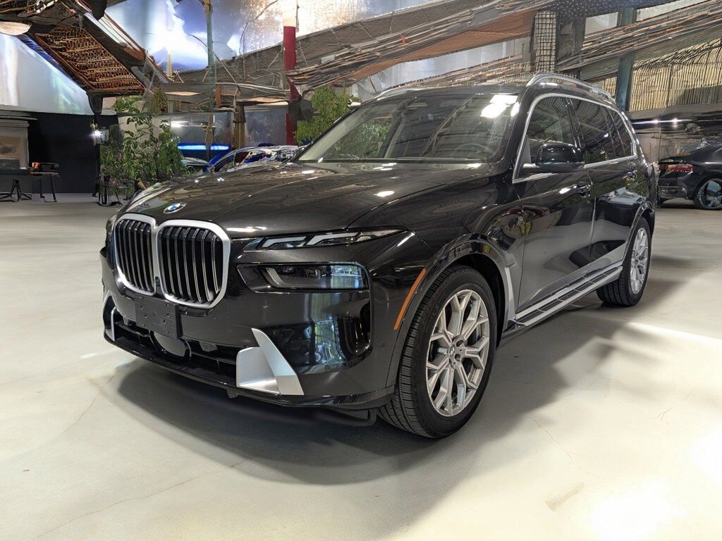 2025 BMW X7
