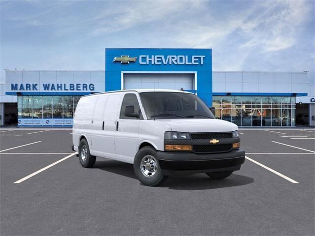 2025 CHEVROLET Express