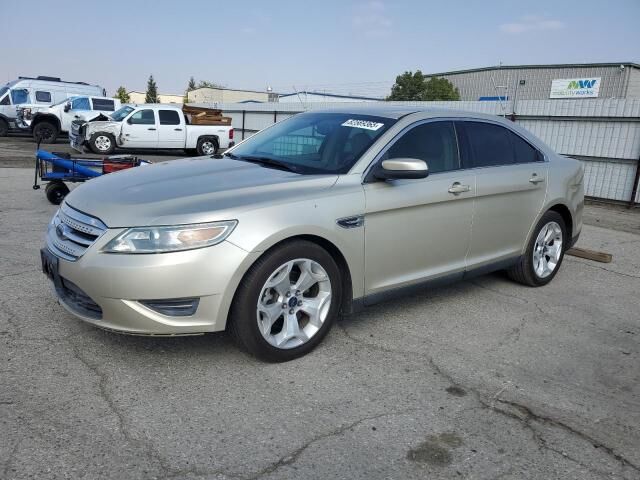 Ford Taurus