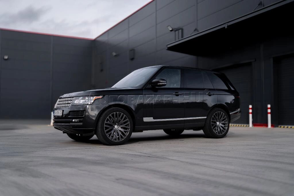 LAND ROVER