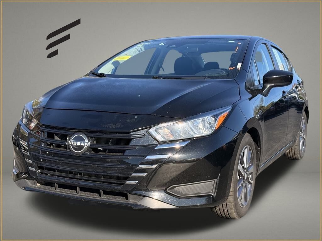 2023 NISSAN Versa
