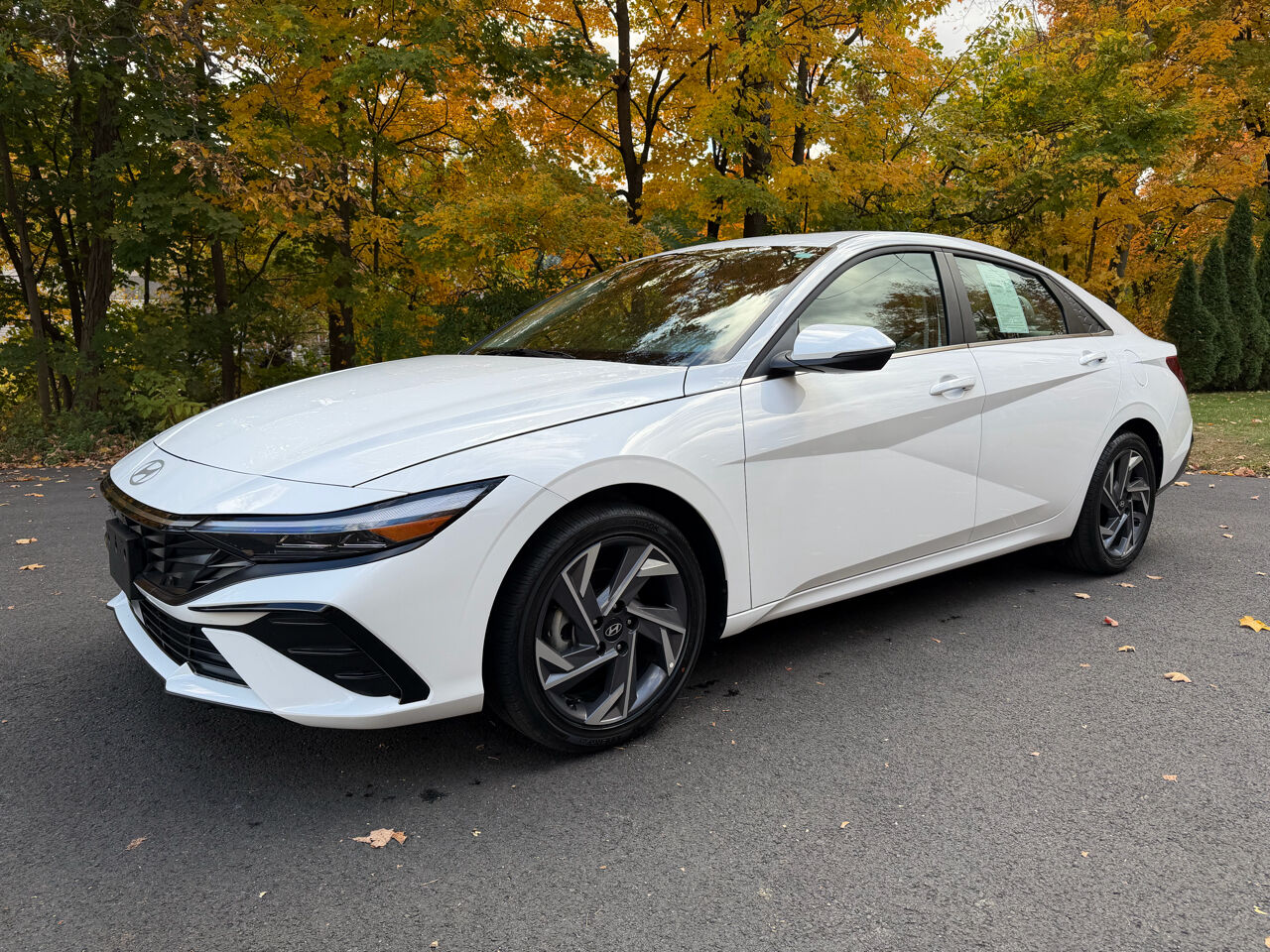 2025 HYUNDAI Elantra