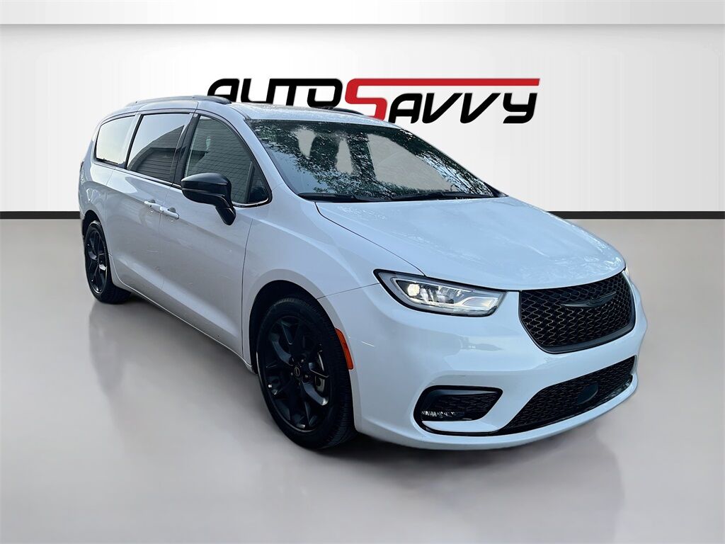 2025 CHRYSLER Pacifica