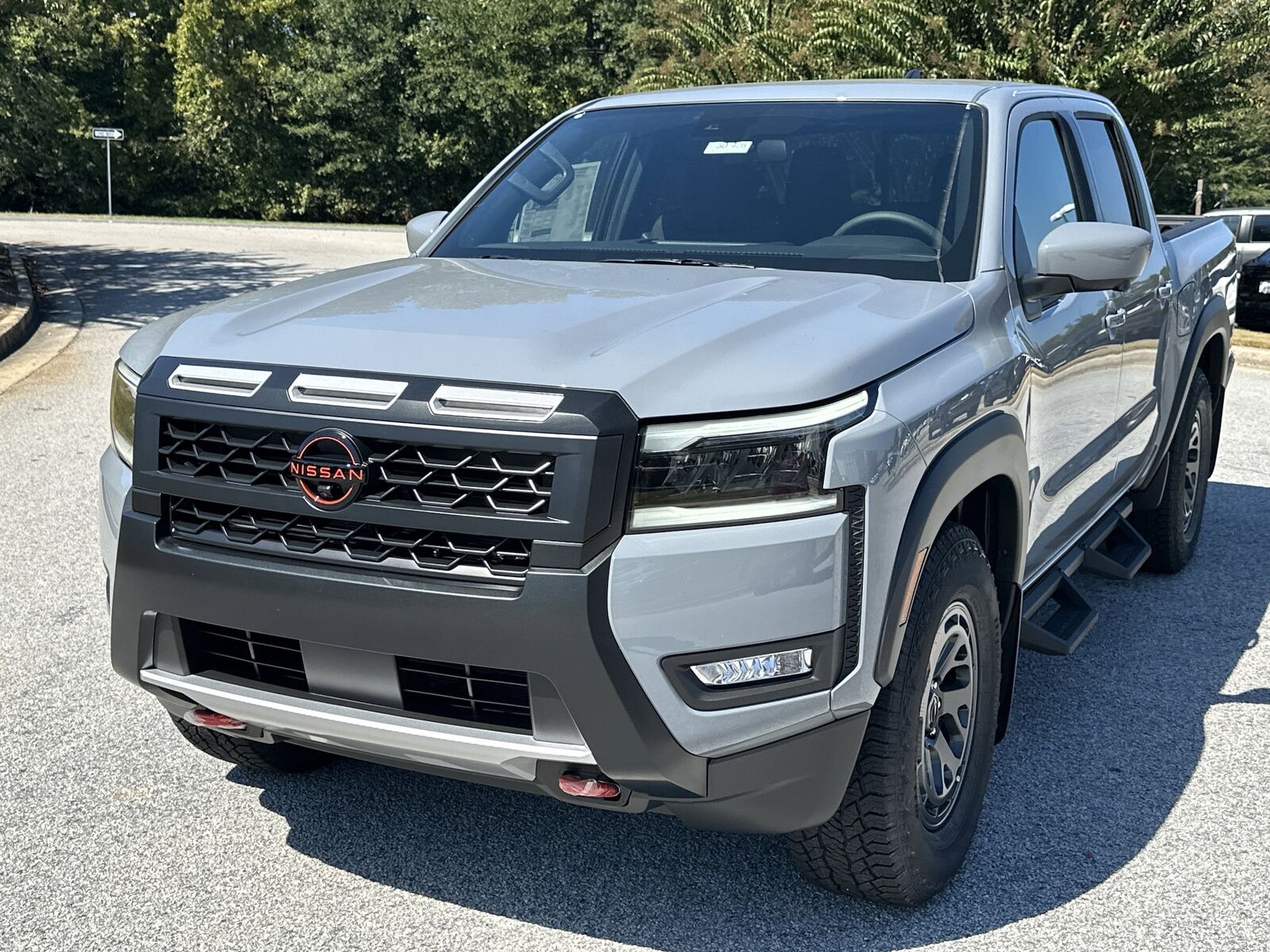 2026 NISSAN Frontier