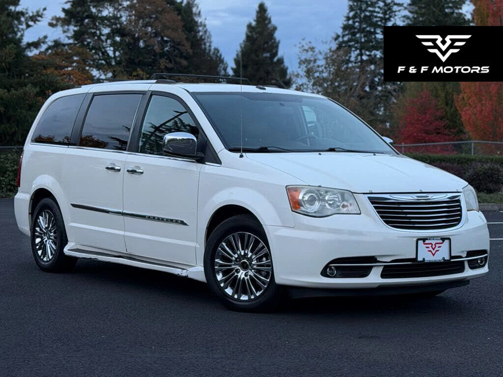 Chrysler Town and Country