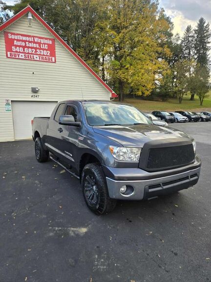 Toyota Tundra