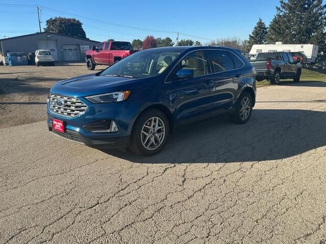 2022 FORD Edge