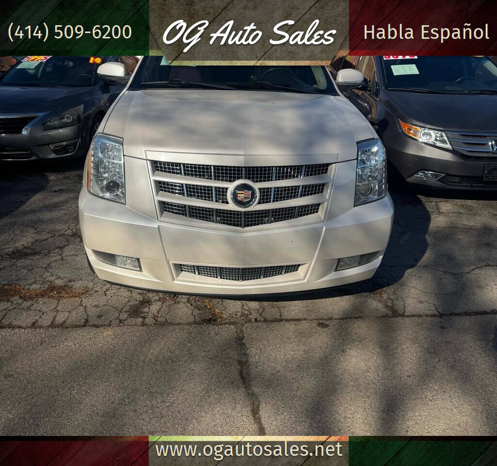 2013 CADILLAC Escalade