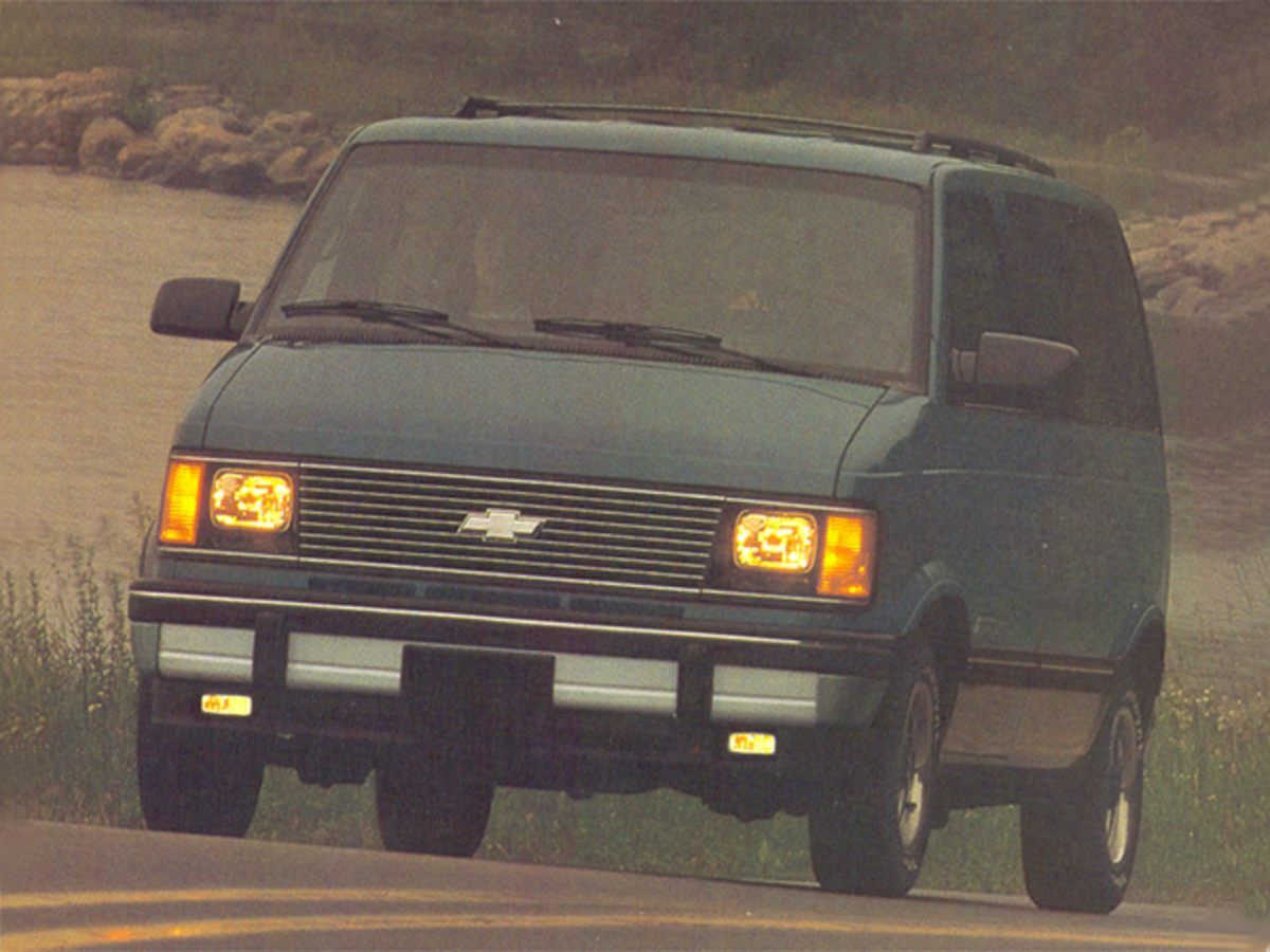 Chevrolet Astro Van