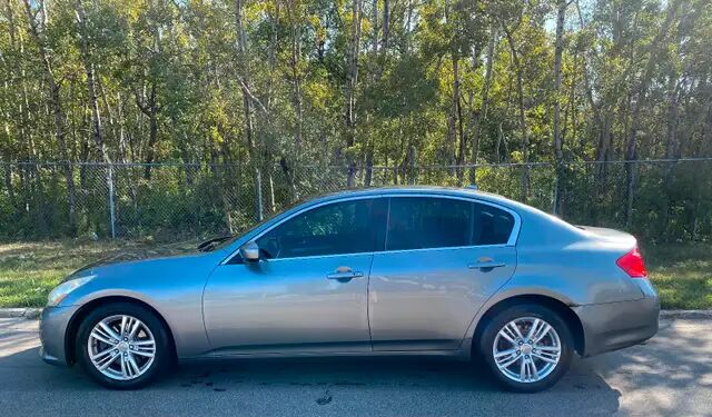 Infiniti G37