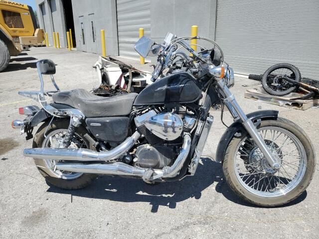 Honda VT750 (Shadow)