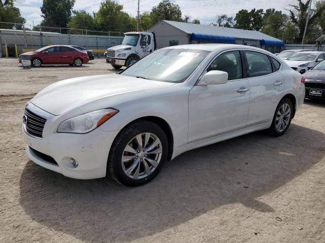 Infiniti M37
