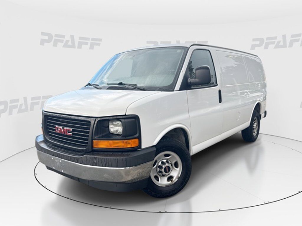 GMC Savana