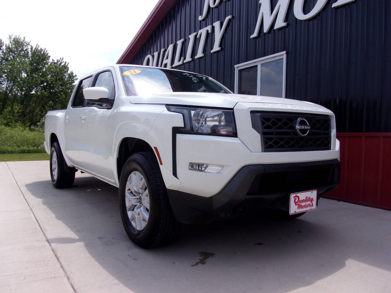 2024 NISSAN Frontier