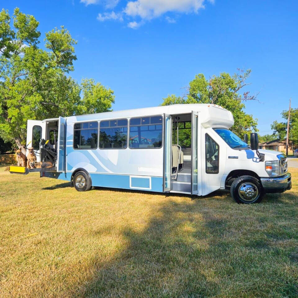 Ford E-450