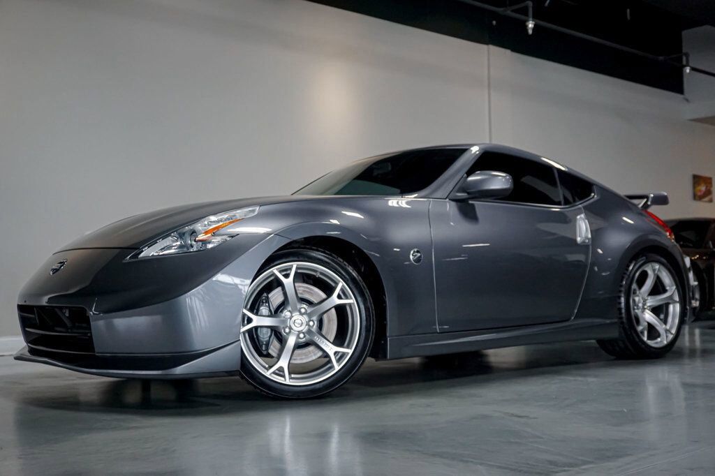 2012 NISSAN 370Z