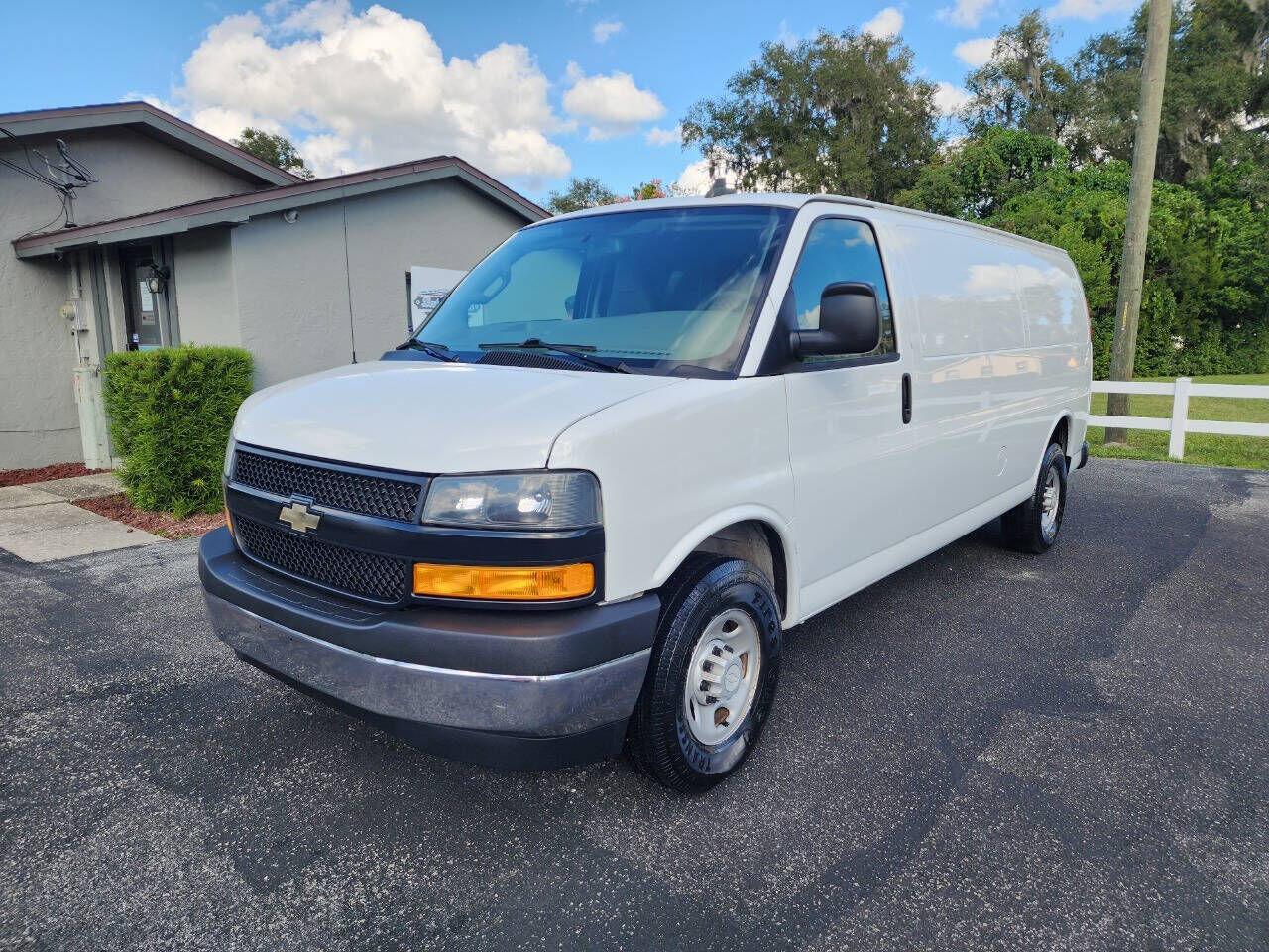 2018 CHEVROLET Express