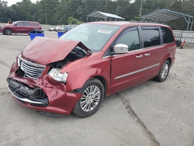 Chrysler Town and Country