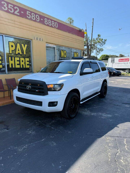 Toyota Sequoia