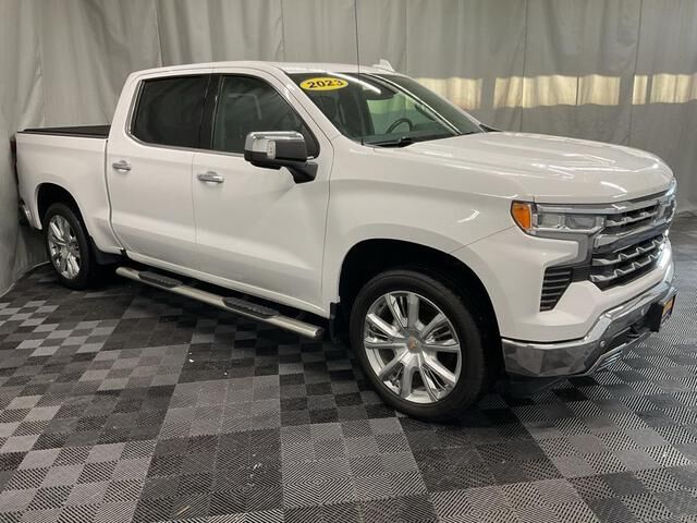 2023 CHEVROLET Silverado