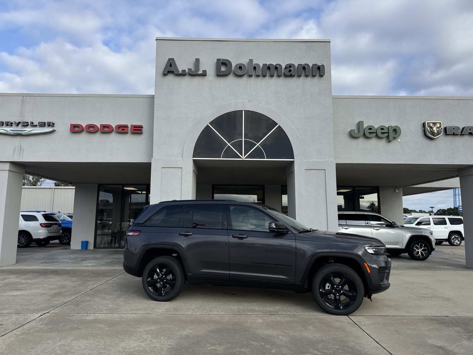 2025 JEEP Grand Cherokee