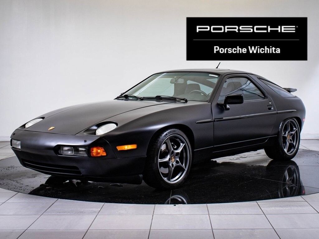 Porsche 928