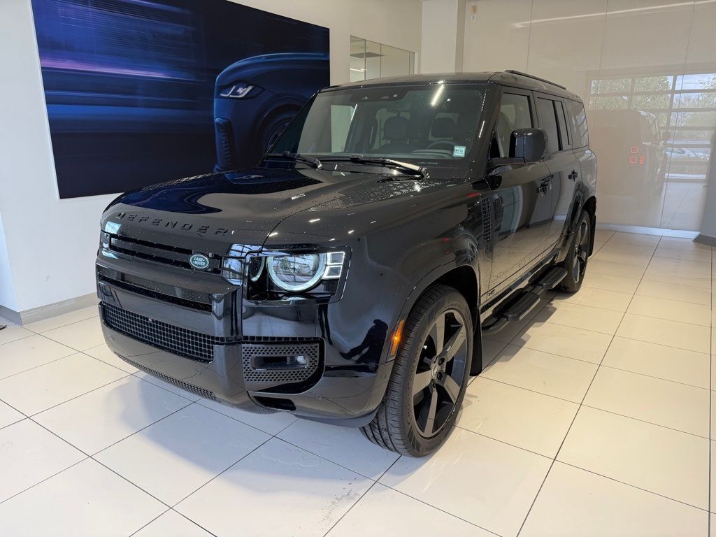 2025 LAND ROVER Defender