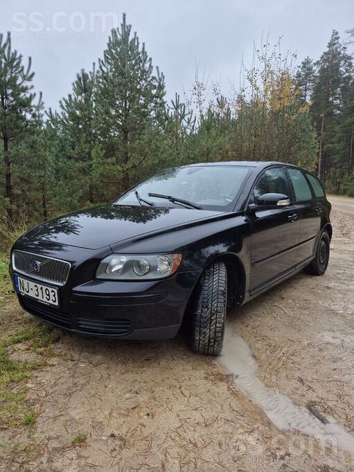Volvo V50