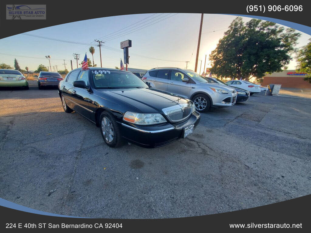 Lincoln Town Car