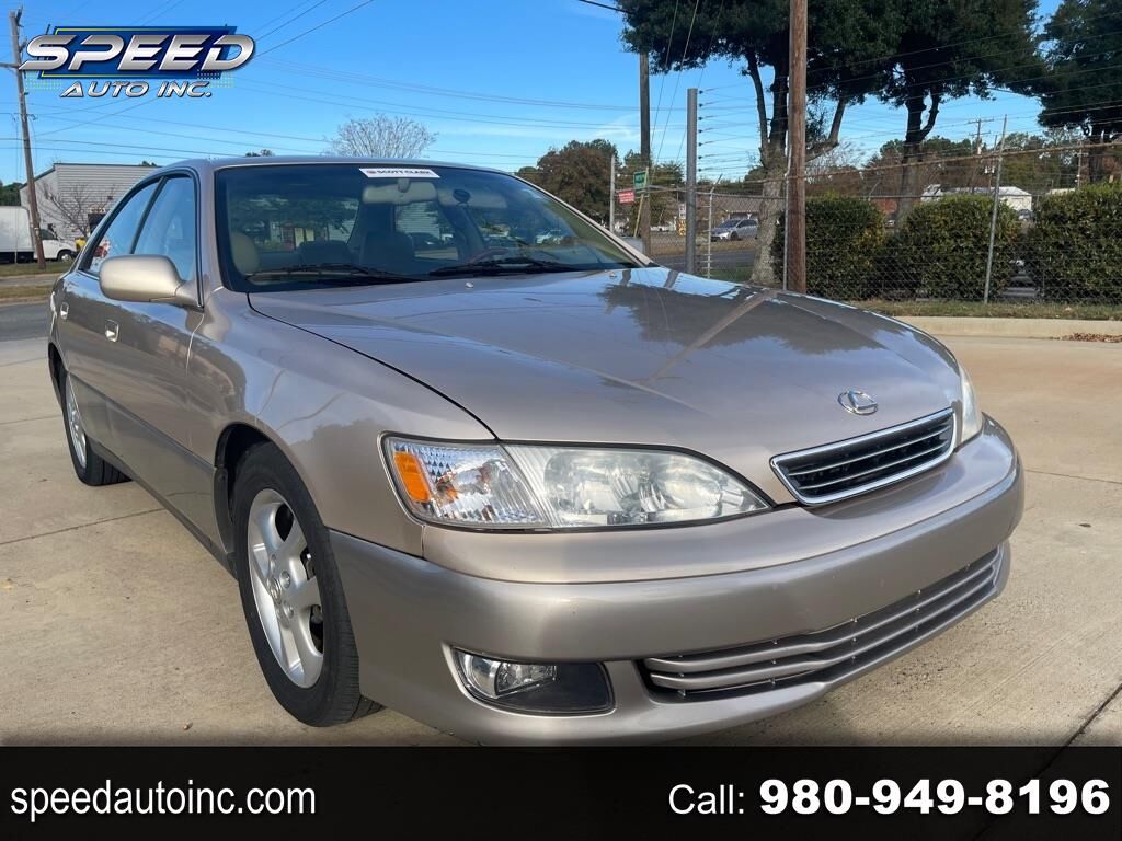 Lexus ES