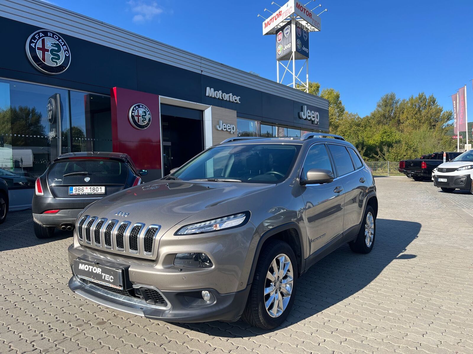 Jeep Cherokee