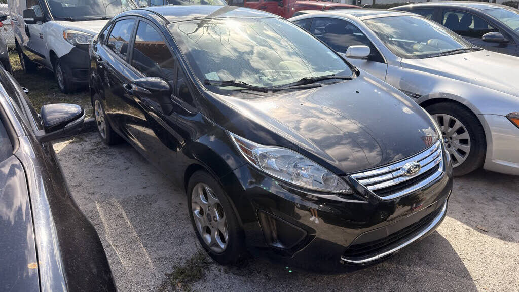 2012 FORD Fiesta