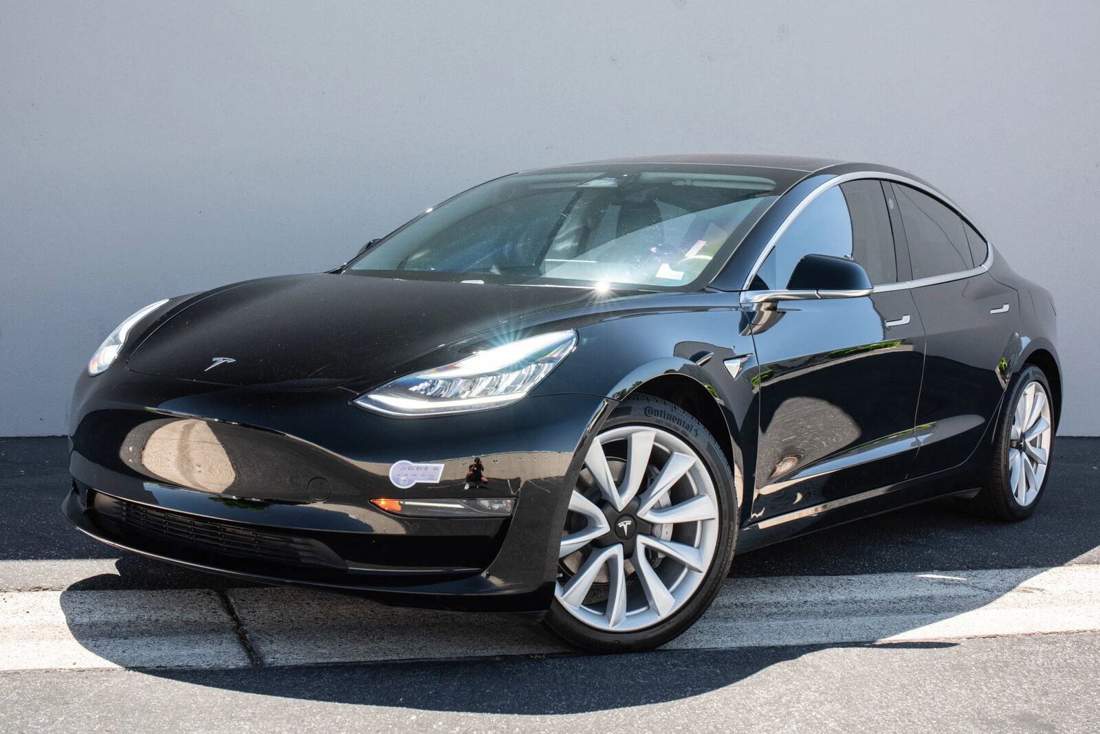 2018 TESLA Model 3