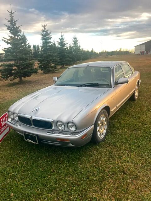 Jaguar XJ8