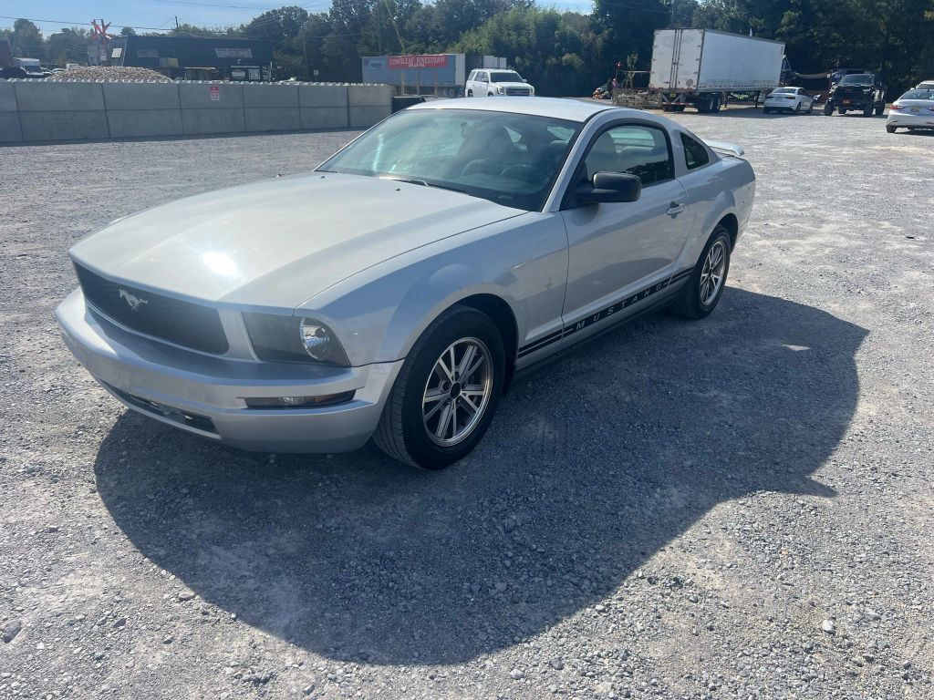 2005 FORD Mustang