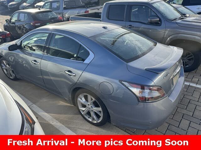 Nissan Maxima
